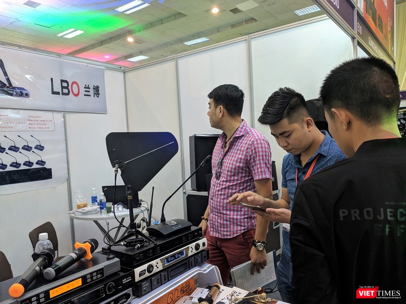 Trải nghiệm VR và AR tại Triển lãm VIBASHOW & VIETCON 2018 ảnh 9