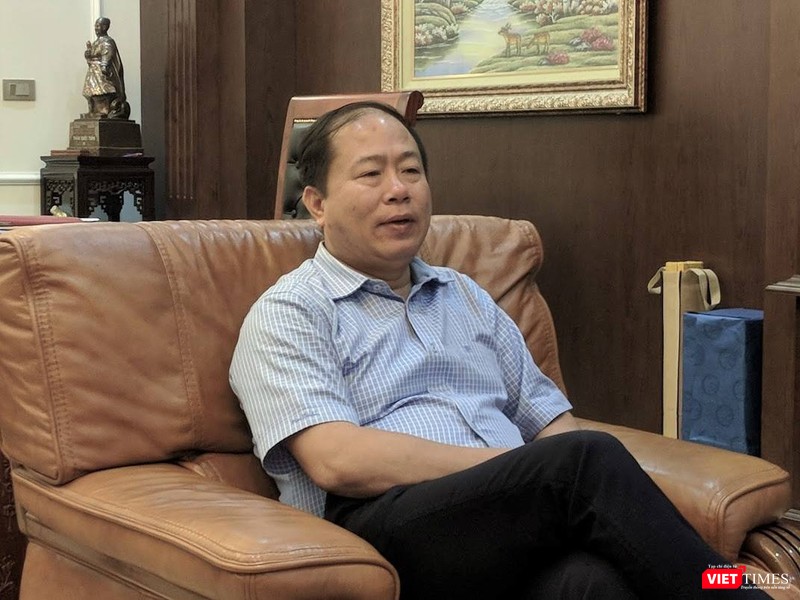 Khi chủ trương đã được thông qua thì việc thực hiện đối với ngành đường sắt là không hề khó. Khi chủ trương đã được thông qua thì việc thực hiện đối với ngành đường sắt là không hề khó.