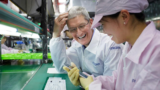 Apple đang cung cấp hàng triệu việc làm cho người dân Trung Quốc. Ảnh: WSJ Apple đang cung cấp hàng triệu việc làm cho người dân Trung Quốc. Ảnh: WSJ