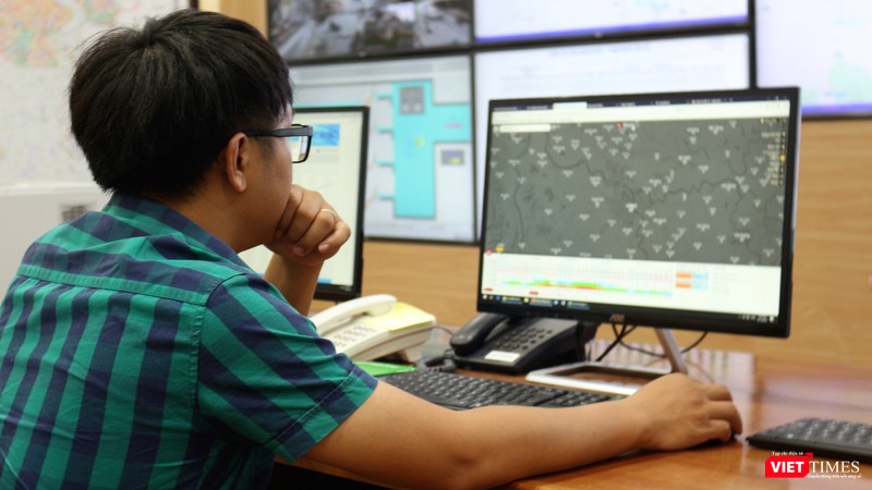 Hệ thống giám sát thời gian thực là bước tiến mới của công ty bởi trước đây, công tác xử lý các vị trí úng ngập chỉ điều hành trên bộ đàm, điện thoại, không có dữ liệu lượng mưa và ngập tại hiện trường.