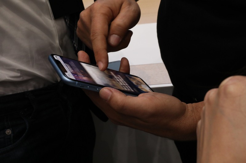 iPhone XR. Ảnh: TechCrunch iPhone XR. Ảnh: TechCrunch