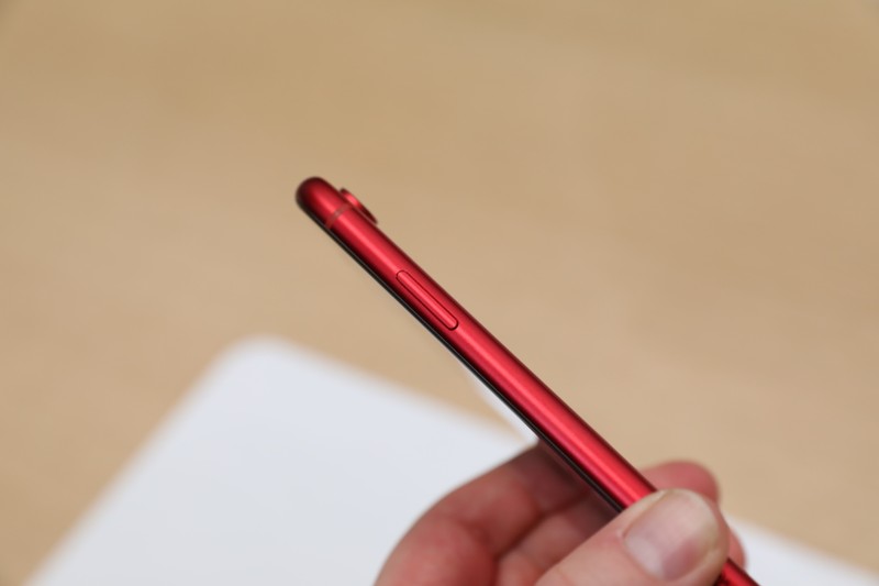 iPhone XR. Ảnh: TechCrunch iPhone XR. Ảnh: TechCrunch