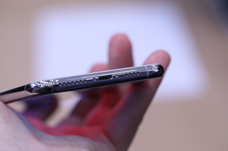 iPhone XS. Ảnh: TechCrunch iPhone XS. Ảnh: TechCrunch