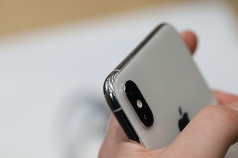 iPhone XS. Ảnh: TechCrunch iPhone XS. Ảnh: TechCrunch