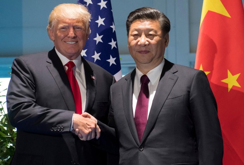 Tổng thống Mỹ Donald Trump và Chủ tịch Trung Quốc Tập Cận Bình gặp nhau tại Hội nghị Thượng đỉnh G20. Ảnh: Reuters