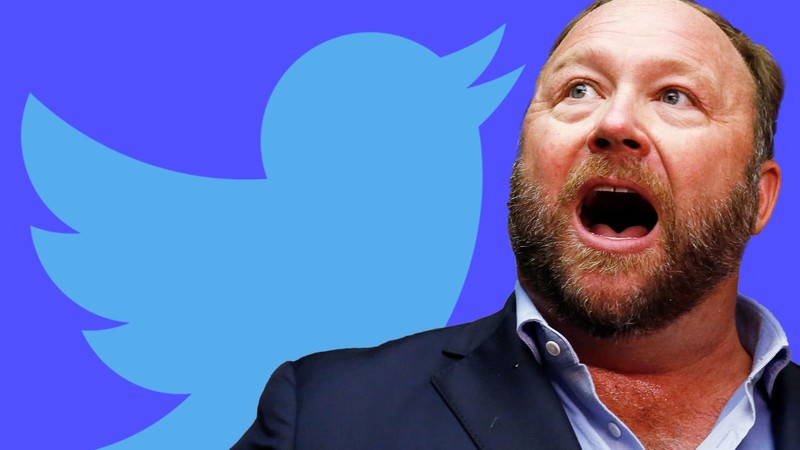 Twitter là nền tảng mạng xã hội cuối cùng cấm cửa "trùm" thuyết âm mưu Alex Jones. Ảnh: BI Twitter là nền tảng mạng xã hội cuối cùng cấm cửa "trùm" thuyết âm mưu Alex Jones. Ảnh: BI