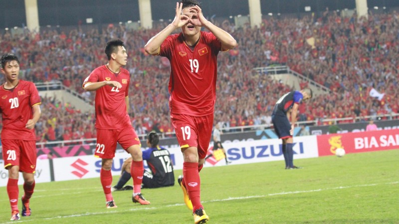 Quang Hải ăn mừng sau bàn thắng vào lưới Philippines. Ảnh: Zing Quang Hải ăn mừng sau bàn thắng vào lưới Philippines. Ảnh: Zing