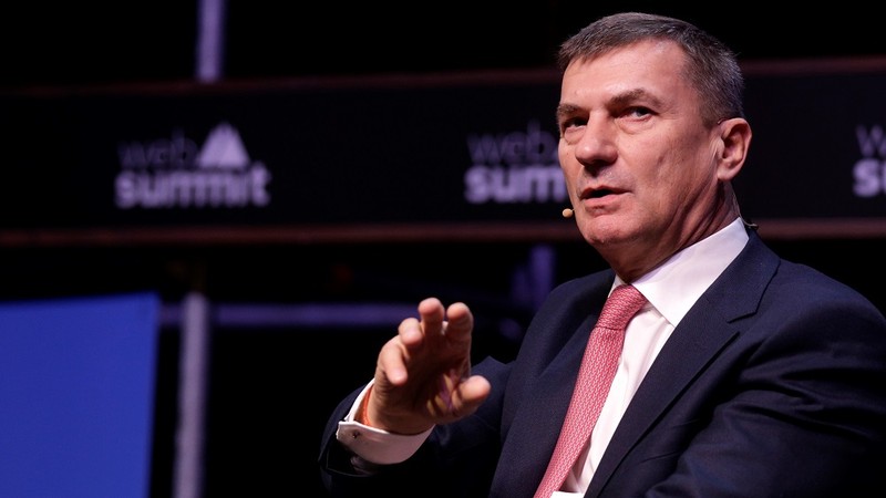 Phó Chủ tịch Ủy ban Châu Âu Andrus Ansip cảnh báo về nguy cơ gián điệp trên thiết bị Huawei. Ảnh: Politico.