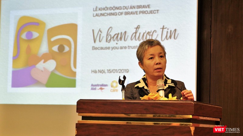 Bà Nguyễn Vân Anh, Giám đốc Trung tâm Nghiên cứu Ứng dụng Khoa học về giới, Gia đình, Phụ nữ và Trẻ em vị thành niên CSAGA. Bà là một trong 50 phụ nữ có ảnh hưởng nhất Việt Nam năm 2017 do tạp chí Forbes bình chọn. Bà Nguyễn Vân Anh, Giám đốc Trung tâm Nghiên cứu Ứng dụng Khoa học về giới, Gia đình, Phụ nữ và Trẻ em vị thành niên CSAGA. Bà là một trong 50 phụ nữ có ảnh hưởng nhất Việt Nam năm 2017 do tạp chí Forbes bình chọn.