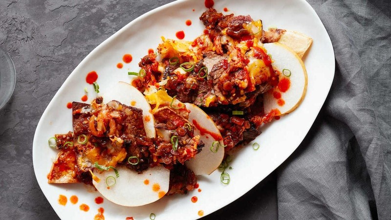 Bít-tết thăn bò và kimchi lê. Ảnh minh họa: Plate Bít-tết thăn bò và kimchi lê. Ảnh minh họa: Plate