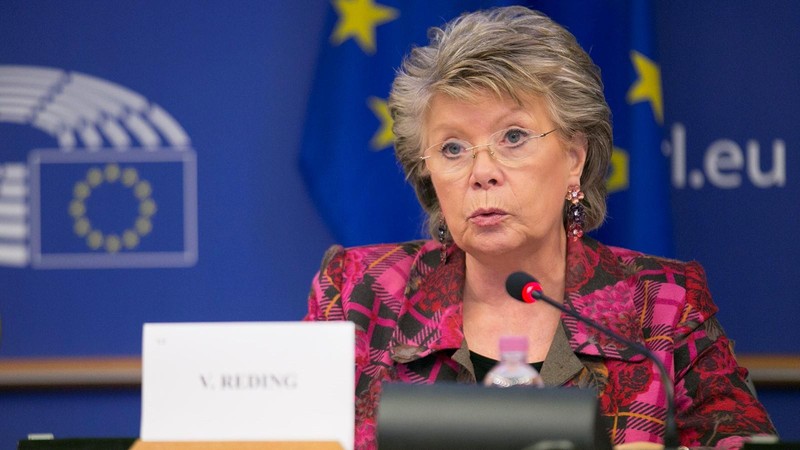 Theo bản ghi nhớ do Giám đốc điều hành cấp cao của Facebook Elliot Scharage năm 2013: "Việc Facebook đưa thêm các nhân viên nữ vào vị trí quản lý và ban lãnh đạo dự kiến sẽ tạo nên sự gắn kết [với các nhà lập pháp nữ], nhưng phương pháp này đã phản tác dụng đôi chút". Ảnh: TA