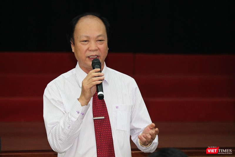 Phó Chủ tịch Hội Truyền thông số Nguyễn Đình Thắng đã chia sẻ với thế hệ sinh viên Bách Khoa về tầm quan trọng của ứng dụng công nghệ thông tin cũng như khởi nghiệp sáng tạo trong cuộc cách mạng 4.0 Phó Chủ tịch Hội Truyền thông số Nguyễn Đình Thắng đã chia sẻ với thế hệ sinh viên Bách Khoa về tầm quan trọng của ứng dụng công nghệ thông tin cũng như khởi nghiệp sáng tạo trong cuộc cách mạng 4.0
