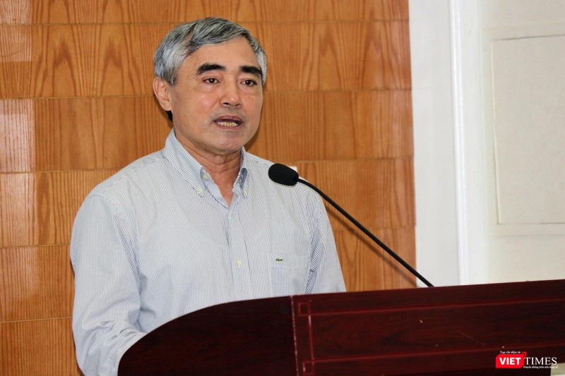 Chủ tịch Hội Truyền thông số Việt Nam (VDCA) Nguyễn Minh Hồng phát biểu khai mạc tọa đàm.