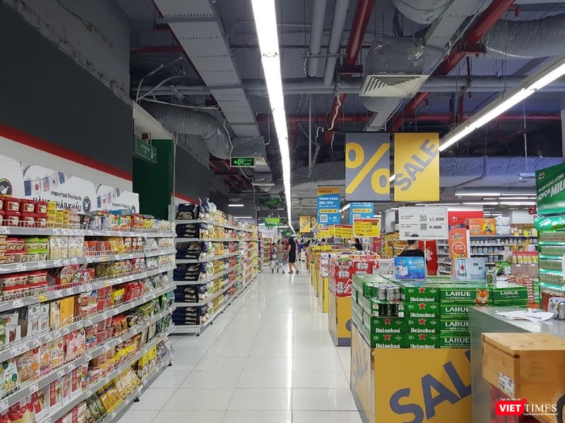 Trong giai đoạn 2 của quá trình triển khai, số siêu thị VinMart hỗ trợ dịch vụ Scan&Go đã tăng từ 13 lên 73 siêu thị. Trong giai đoạn 2 của quá trình triển khai, số siêu thị VinMart hỗ trợ dịch vụ Scan&Go đã tăng từ 13 lên 73 siêu thị.