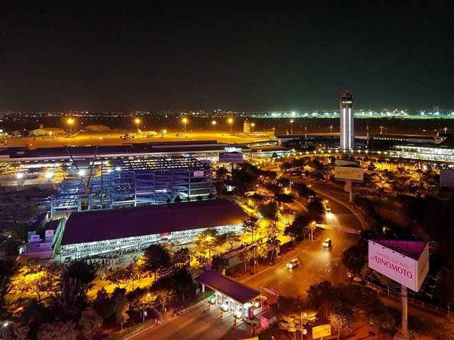 Ảnh phơi sáng đêm bằng Galaxy S7 edge không hề có hiện tượng cháy sáng, trong khi chi tiết vẫn được tái hiện rõ ràng.