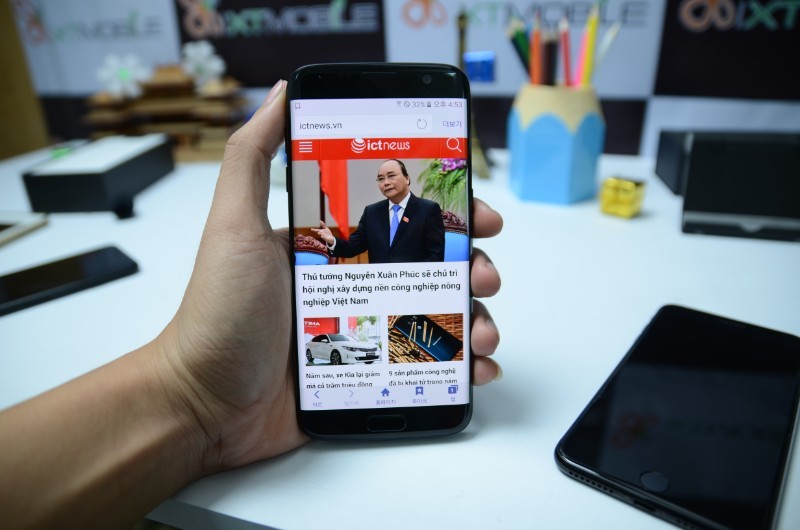 Samsung S7 Edge “đen bóng” có giá 18,99 triệu tại Việt Nam, 10 ngày nữa bán ảnh 1 Samsung S7 Edge “đen bóng” có giá 18,99 triệu tại Việt Nam, 10 ngày nữa bán ảnh 1