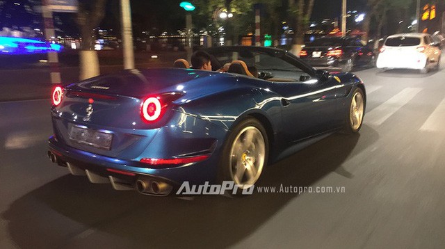 Năm 2016: Phong trào chơi siêu xe mui trần nở rộ tại Việt Nam ảnh 15 Năm 2016: Phong trào chơi siêu xe mui trần nở rộ tại Việt Nam ảnh 15