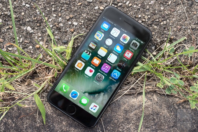 Nhìn lại “đế chế” Apple năm 2016 ảnh 1 Nhìn lại “đế chế” Apple năm 2016 ảnh 1