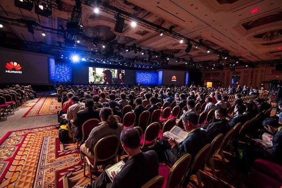 Huawei hé lộ điện thoại trí thông minh nhân tạo AI ảnh 1 Huawei hé lộ điện thoại trí thông minh nhân tạo AI ảnh 1