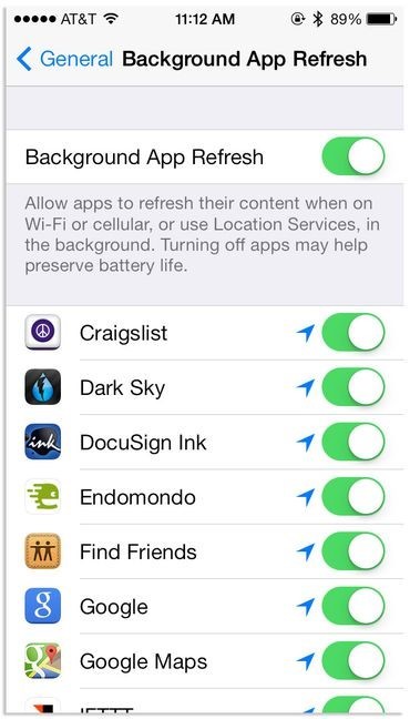Tắt các làm mới các ứng dụng trong nền sẽ giúp tiết kiệm pin triệt để. Ảnh:Cnet.