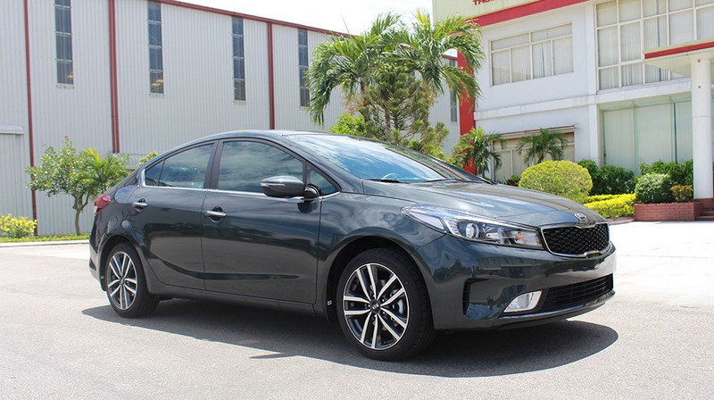 10 xe ô tô bán chạy nhất Việt Nam năm 2016 ảnh 8 10 xe ô tô bán chạy nhất Việt Nam năm 2016 ảnh 8