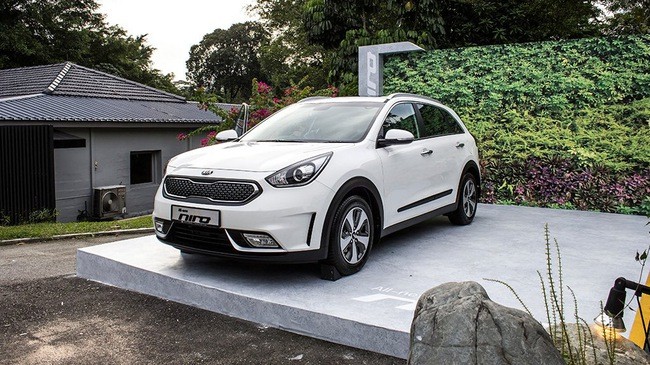 Xe Kia Niro 