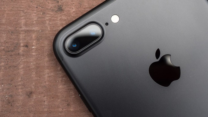  iPhone 7 Plus sẽ là món quà rất ý nghĩa đối với nam giới