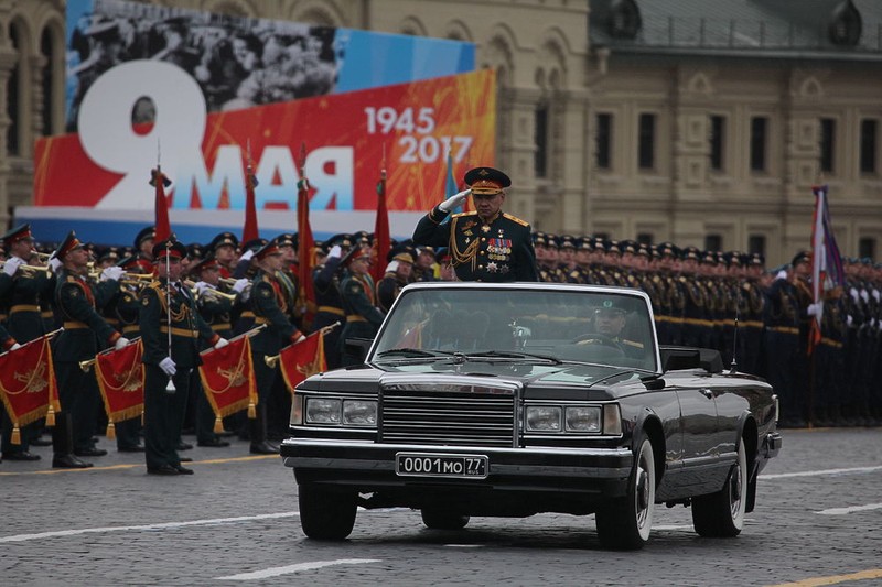 Bộ trưởng Quốc phòng Nga Sergey Shoigu duyệt đội ngũ