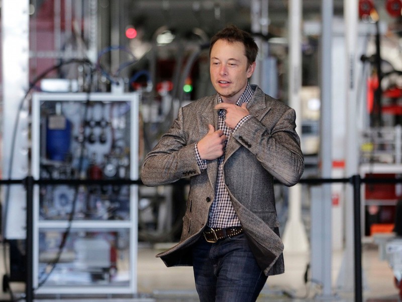 Một ngày “bận rộn đến từng giây” của Elon Musk, chủ hãng xe điện Tesla ảnh 4