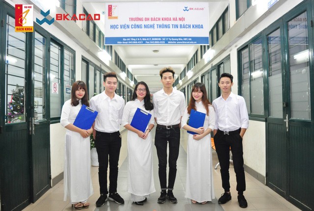 Cách mạng công nghiệp 4.0: Học CNTT ở đâu? ảnh 3 Sinh viên Học viện CNTT Bách Khoa (BKACAD) được đánh giá cao bởi kỹ năng thành thạo và tinh thần làm việc hăng say. Đây luôn là điểm nhấn cho sinh viên khi tìm kiếm cơ hội phát triển ở bất cứ đâu.