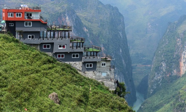 Công trình Panorama trên đèo Mã Pí Lèng (ảnh: Giang Huy)