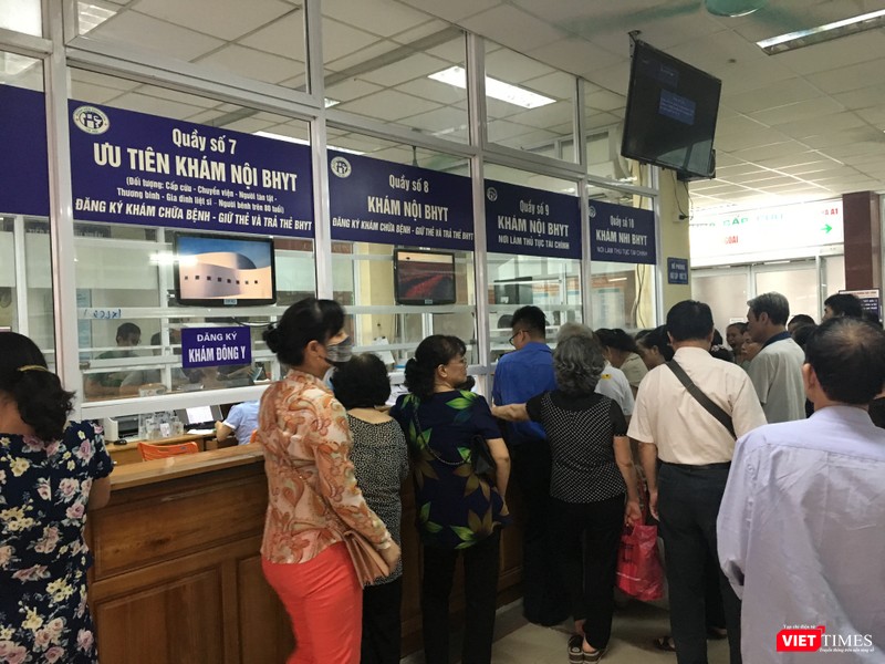 Khám chữa bệnh bảo hiểm y tế rất quan trọng với người dân (Ảnh: VT) Khám chữa bệnh bảo hiểm y tế rất quan trọng với người dân (Ảnh: VT)