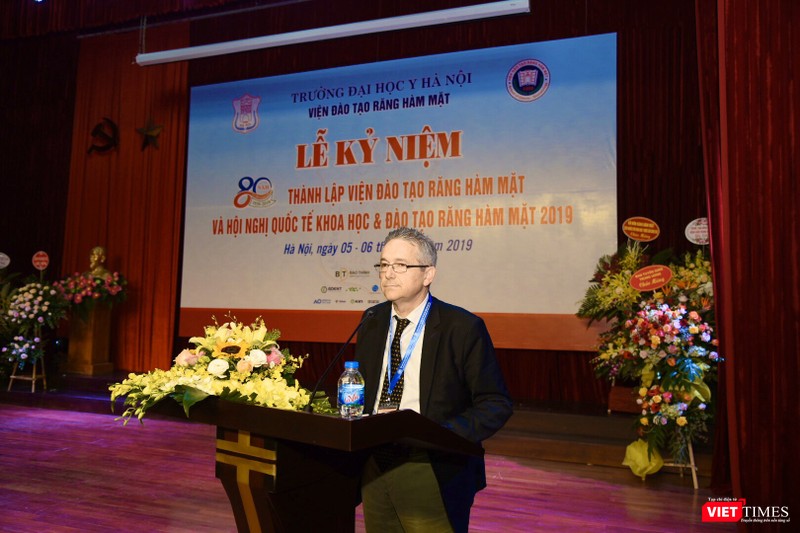 Chuyên gia Pháp đánh giá cao chất lươngk đào tao của Viện Đào tạo RHM Chuyên gia Pháp đánh giá cao chất lươngk đào tao của Viện Đào tạo RHM