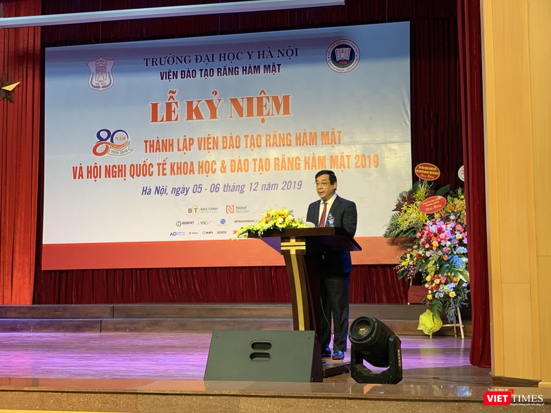 PGS.TS. Lương Ngọc Khuê – Cục trưởng Cục quản lý Khám, chữa bệnh (Bộ Y tế) ghi nhận nỗ lực của Viện Đào tạo RHM PGS.TS. Lương Ngọc Khuê – Cục trưởng Cục quản lý Khám, chữa bệnh (Bộ Y tế) ghi nhận nỗ lực của Viện Đào tạo RHM