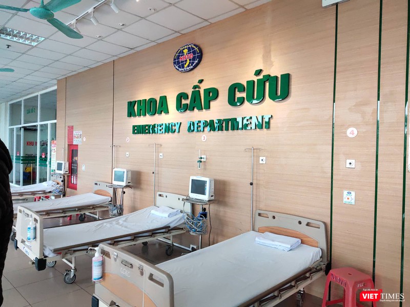 Khoa cấp cứu Bệnh viện Bệnh nhiệt đới Trung ương - nơi điều trị 3 bệnh nhân vừa được xuất viện (ảnh: Minh Thúy) Khoa cấp cứu Bệnh viện Bệnh nhiệt đới Trung ương - nơi điều trị 3 bệnh nhân vừa được xuất viện