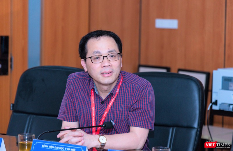 GS. Tạ Thành Văn – Hiệu trưởng Trường Đại học Y Hà Nội: "Sẽ tạo mọi điều kiện thuận lợi nhất đảm bảo cho sự chung tay góp sức của thầy và trò Trường Đại học Y Hà Nội góp phần khống chế và đẩy lùi dịch COVID-19" GS. Tạ Thành Văn – Hiệu trưởng Trường Đại học Y Hà Nội