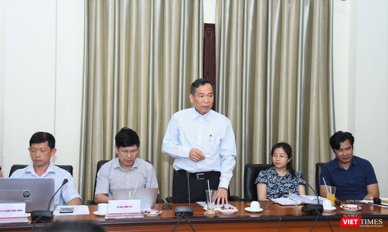 Đại diện các vụ, cục của Bộ Y tế phát biểu tại buổi làm việc Đại diện các vu, cục của Bộ Y tế phát biểu tại buổi làm việc