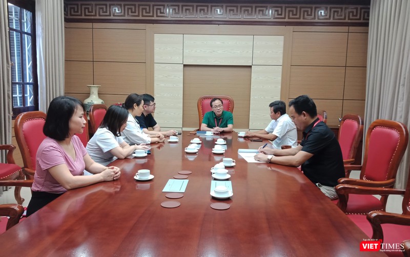 GS. Tạ Thành Văn - Hiệu trưởng Trường Đại học Y Hà Nội – đã có buổi gặp mặt thân tình với ông Đoàn Ngọc Hải GS. Tạ Thành Văn - Hiệu trưởng Trường Đại học Y Hà Nội – đã có buổi gặp mặt thân tình với ông Đoàn Ngọc Hải