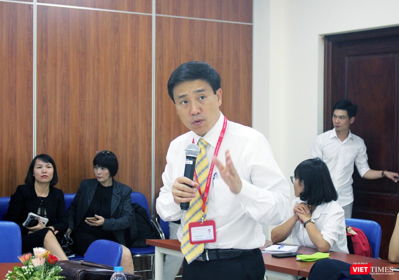 PGS.TS. Đoàn Quốc Hưng – Phó Hiệu trưởng Trường Đại học Y Hà Nội - thông tin về dự án “Nâng cao năng lực đào tạo và nghiên cứu về bệnh không lây nhiễm ở Việt Nam”.