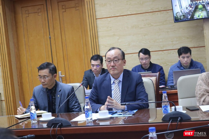 Ông Kidong Park - Trưởng đại diện của WHO tại Việt Nam Ông Kidong Park - Trưởng đại diện của WHO tại Việt Nam
