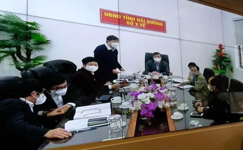 PGS.TS. Trần Như Dương - Tổ trưởng Tổ chống dịch đặc biệt của Bộ Y tế thường trực tại Chí Linh báo cáo tình hình với Thủ tướng PGS.TS. Trần Như Dương - Tổ trưởng Tổ chống dịch đặc biệt của Bộ Y tế thường trực tại Chí Linh báo cáo tình hình với Thủ tướng