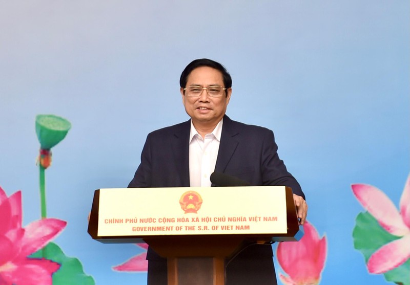 Thủ tướng Phạm Minh Chính: Chúng ta đã chứng kiến những nghĩa cử cao cả, đẹp đẽ, những đức hy sinh, những trái tim nhiệt huyết, những tấm lòng nhân ái tỏa sáng… của đội ngũ bác sĩ, cán bộ và nhân viên y tế - Ảnh VGP/Nhật Bắc Thủ tướng Phạm Minh Chính: Chúng ta đã chứng kiến những nghĩa cử cao cả, đẹp đẽ, những đức hy sinh, những trái tim nhiệt huyết, những tấm lòng nhân ái tỏa sáng… của đội ngũ bác sĩ, cán bộ và nhân viên y tế - Ảnh VGP/Nhật Bắc