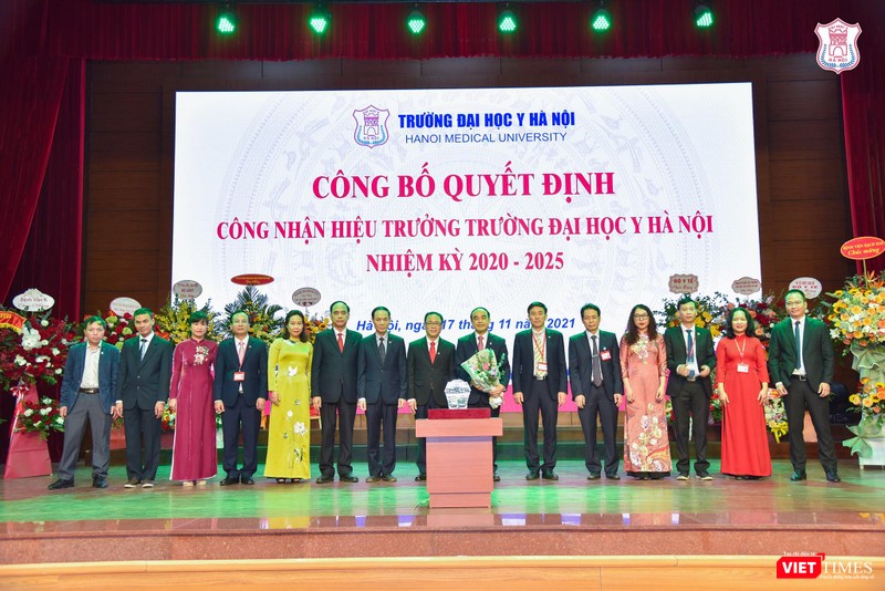 Tập thể lãnh đạo Trường Đại học Y Hà Nội nhiệm kỳ 2020-2025