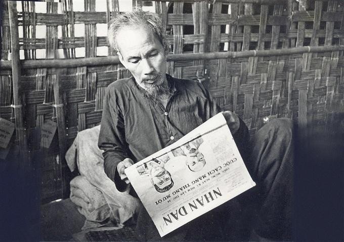 Chủ tịch Hồ Chí Minh – người sáng lập nền báo chí cách mạng Việt Nam. Chủ tịch Hồ Chí Minh – người sáng lập nền báo chí cách mạng Việt Nam.