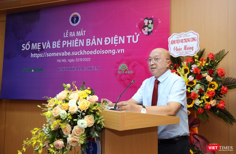 Thứ trưởng Bộ Y tế Nguyễn Trường Sơn: Sổ Mẹ và Bé được tích hợp với hệ thống thông tin của ngành y tế Thứ trưởng Bộ Y tế Nguyễn Trường Sơn: Sổ Mẹ và Bé được tích hợp với hệ thống thông tin của ngành y tế