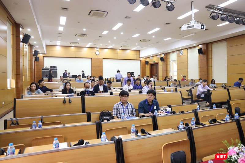 Số học viên đăng ký học trực tiếp và trực tuyến khóa học cập nhật kiến thức về nam học tại BV Đại học Y Hà Nội tăng nhanh từng năm