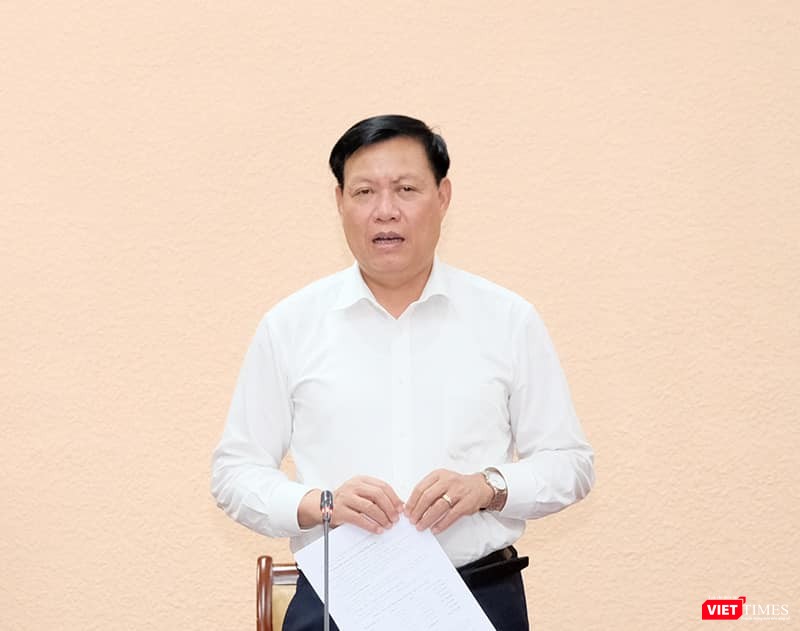 Báo cáo kiểm điểm công tác chỉ đạo, điều hành năm 2022 của Bộ Y tế do Thứ trưởng Bộ Y tế Đỗ Xuân Tuyên ký, cho biết: Thị trường dược phẩm tại Việt Nam tiếp tục tăng trưởng mạnh