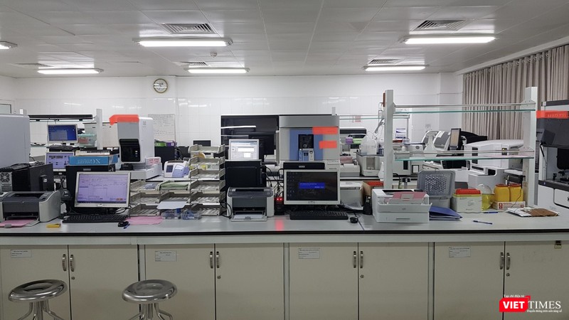 Nhiều máy móc hiện đại của BVHN Việt Đức có nguy cơ dừng hoạt động vì thiếu hóa chất Nhiều máy móc hiện đại của BVHN Việt Đức có nguy cơ dừng hoạt động vì thiếu hóa chất