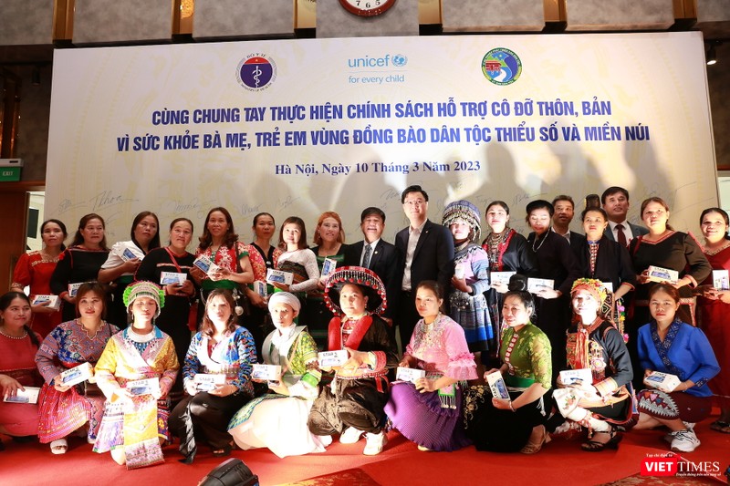 Các CĐTB ở các tỉnh về dự hội nghị Các CĐTB ở các tỉnh về dự hội nghị