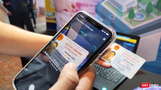 Quản lý hồ sơ, bệnh án điện tử khiến người dân nhận được thông tin y khoa nhanh hơn (Ảnh: Hoà Bình)